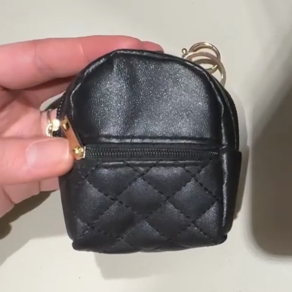 NEW Mini Backpack Bag Charm Key Chain Micro Pouch Wallet Quilted Black - Picture 2 of 9